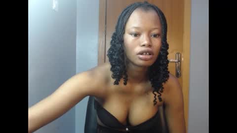 Sonia online show from 10.22.25