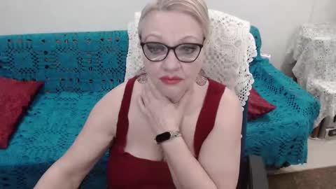 Honey Lady online show from 12.05.25