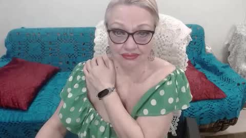Honey Lady online show from 02.08.26