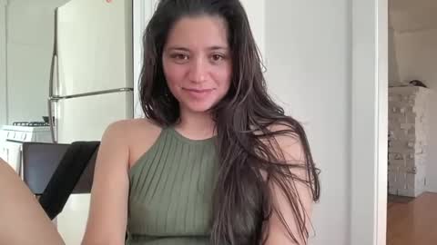 honey_laila online show from 03.04.25