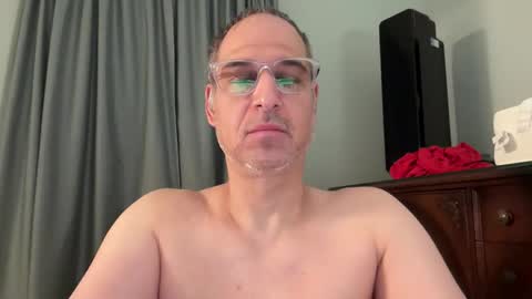 honey_man14 online show from 04.25.26
