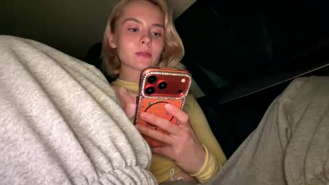 Jenyanew vid how I squirt in forest in bio online show from 08.05.26
