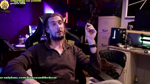 Honey and Bear online show from 12.24.24