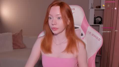 Snapshot of honeyautumn chatting on 03.19.26 honeyautumn online show from 03.19.26