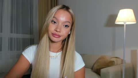 Kira  Instagram asaphoney   Fansly asaphoney  online show from 12.18.24