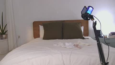 honeybbxx online show from 02.25.25