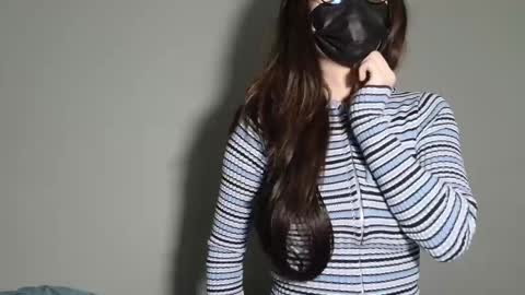 Snapshot of honeybeedog chatting on 03.16.26 Jing online show from 03.16.26