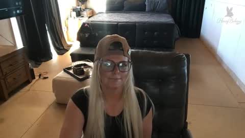 honeybuhnny online show from 03.13.26