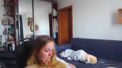 Snapshot of honeydewmolly chatting on 07.07.26 HoneydewMolly online show from 07.07.26