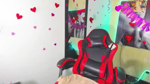 HONEY LUXE online show from 03.11.26