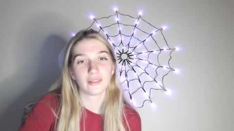 honeyveil online show from 10.21.25