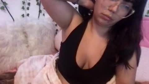 honeyyy89 online show from 02.18.26