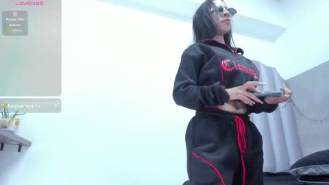 honnyy_23 online show from 02.13.26