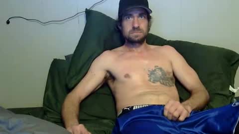 hoodedcricket online show from 04.20.26