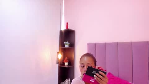 holly online show from 11.10.25