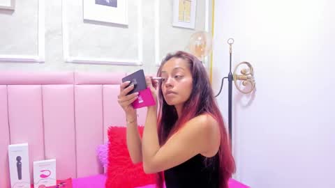 holly online show from 12.13.25