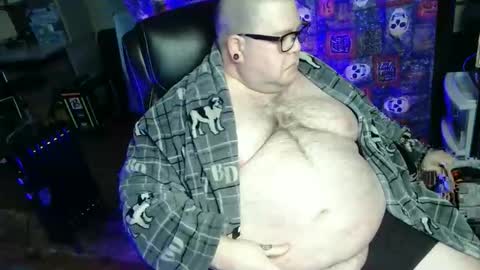 Snapshot of hoosierdaddyxl chatting on 11.10.25 Sir online show from 11.10.25