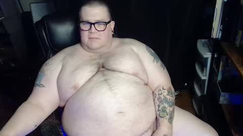 Snapshot of hoosierdaddyxl chatting on 11.28.25 Sir online show from 11.28.25