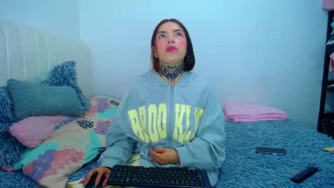 ONLYFANS online show from 04.27.26