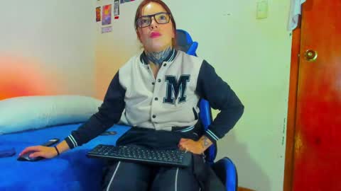 ONLYFANS online show from 04.29.26