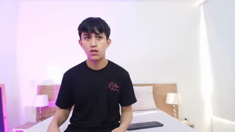 hoot_booys_ online show from 03.23.26