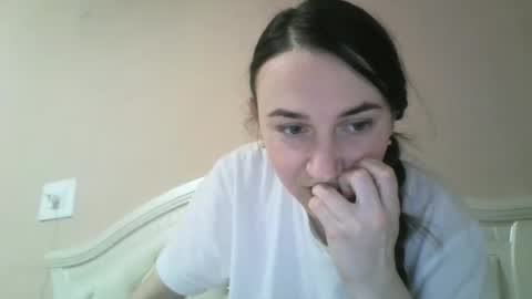 Snapshot of hootloove69 chatting on 01.11.26 hootloove69 online show from 01.11.26