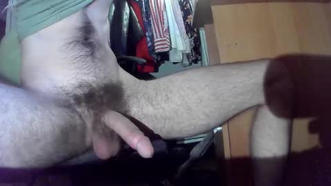 Snapshot of hoover2k chatting on 11.01.25 c2c online show from 11.01.25