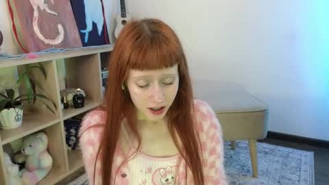 Snapshot of hop__gals chatting on 05.29.26 LINA AND VICKY online show from 05.29.26