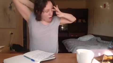 Snapshot of horndemonroxy chatting on 06.11.26 Roxy online show from 06.11.26