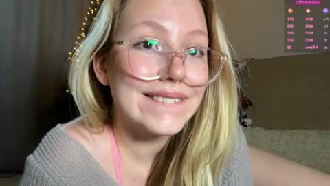 Snapshot of horney_audrey chatting on 12.18.24 Audrey online show from 12.18.24