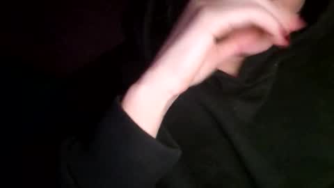 Snapshot of horneymomnextdoor chatting on 11.12.25 horneymomnextdoor online show from 11.12.25