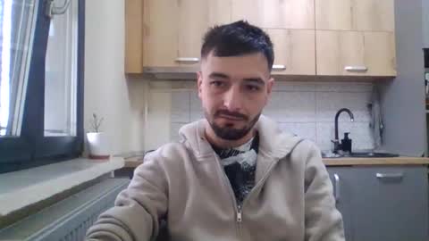 Snapshot of horny_couple9600 chatting on 12.20.25 horny_couple9600 online show from 12.20.25