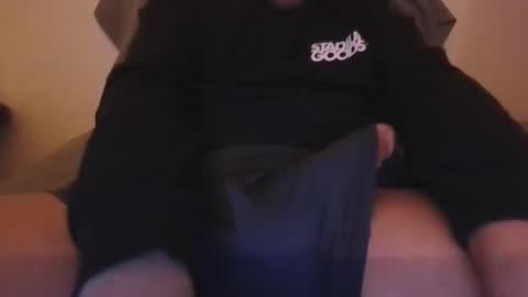 Snapshot of horny_matias chatting on 02.21.25 horny_matias online show from 02.21.25