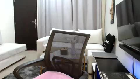 Snapshot of horny_princcess chatting on 03.18.26 horny_princcess online show from 03.18.26