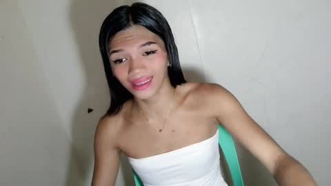 Snapshot of horny_rhiana chatting on 06.07.26 Rhiana online show from 06.07.26