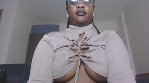 Snapshot of horny_sexxy_babe chatting on 08.05.26 Lucy online show from 08.05.26