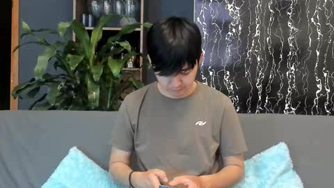 Snapshot of horny_twinks_guys chatting on 10.19.25 Alex and Camilo online show from 10.19.25