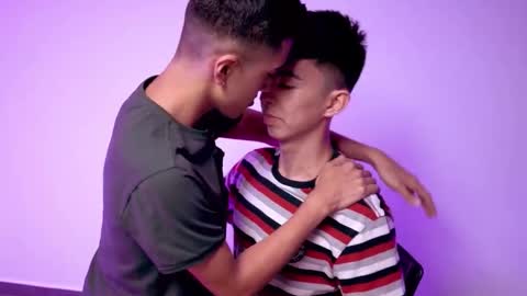 Snapshot of horny_twinks_guys chatting on 12.01.25 Alex and Camilo online show from 12.01.25