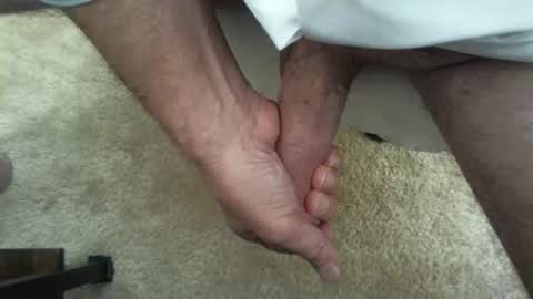 Snapshot of hornyallday_6969 chatting on 10.27.25 hornyallday_6969 online show from 10.27.25