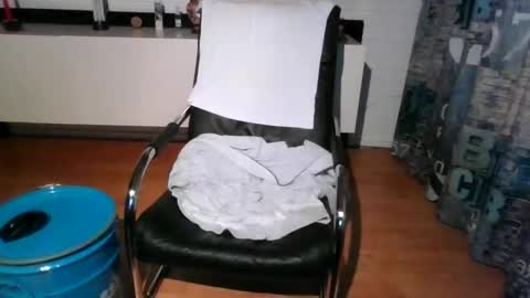 Snapshot of hornyandcum4u chatting on 01.14.25 Robbie online show from 01.14.25