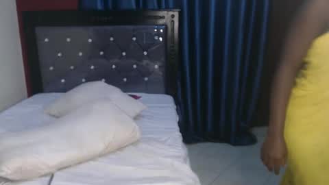 Bella online show from 12.15.24