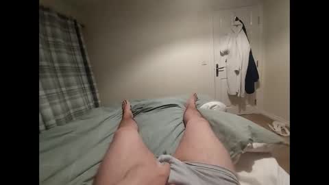 Snapshot of hornybiker1987 chatting on 12.04.24 hornybiker1987 online show from 12.04.24