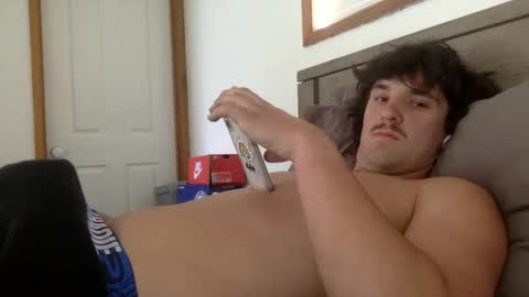 Snapshot of hornyboi186 chatting on 11.27.25 hornyboi186 online show from 11.27.25