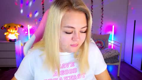 HornyCakee online show from 09.10.25