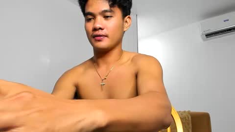 Snapshot of hornycowboydex chatting on 01.17.25 Zincia online show from 01.17.25