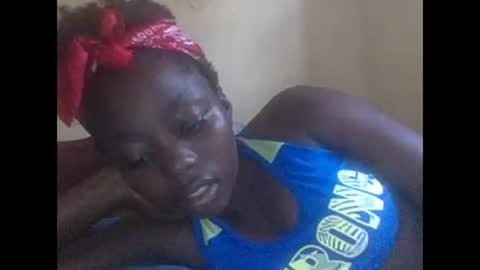 hornygal001 online show from 12.14.24