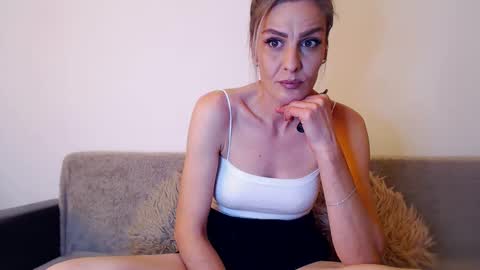 AshlineKatte online show from 04.27.26