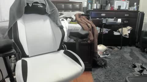 Snapshot of hornygringo123 chatting on 09.27.25 HornyGringo online show from 09.27.25