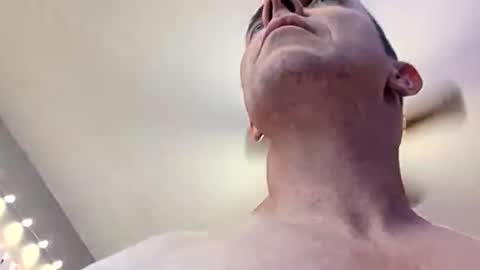 Snapshot of hornygringo123 chatting on 11.17.25 HornyGringo online show from 11.17.25