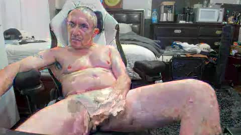 Snapshot of hornygringo123 chatting on 11.30.25 HornyGringo online show from 11.30.25